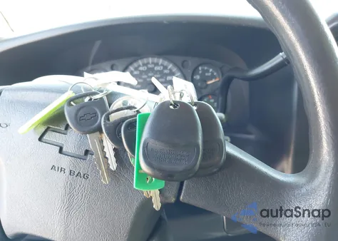 2006 Chevrolet Express Ls z USA, uszkodzony, nr VIN 1GAHG35U561190403